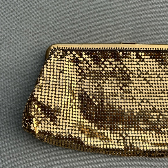1940’s golden clutch - Picture 4 of 7